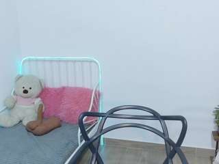 doll-naugthy