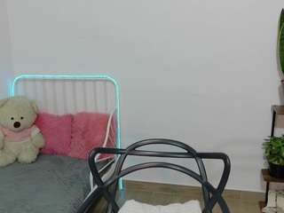 doll-naugthy live cam
