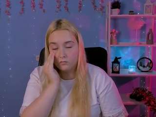 nicole-bright live webcam show