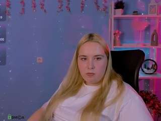 nicole-bright live webcam show