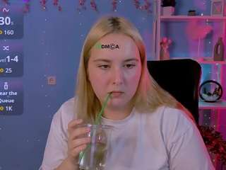 nicole-bright live webcam show