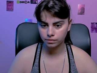nicole-bright live webcam show