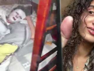 tamathafessenden Sex Cam Show