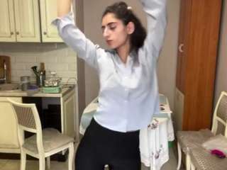 Carmen live webcam show