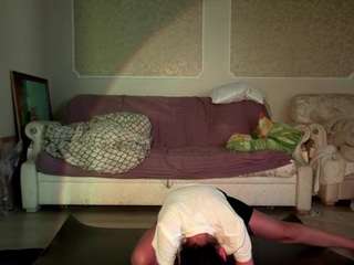 Carmen live cam preview