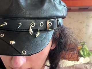 Carmen live cam preview