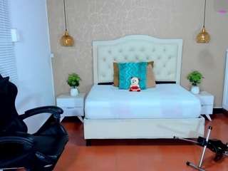 Lissa-jhonsoon live webcam show