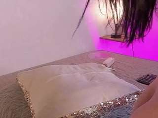 ninavega Live Webcam on CamSoda