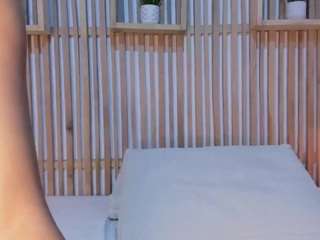 Selena-Holt live cam preview
