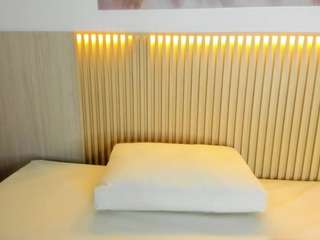 Selena-Holt