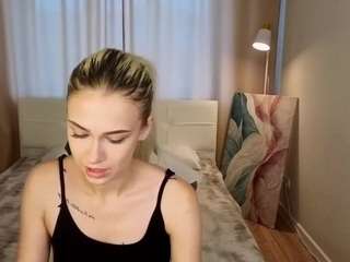 le modèle barbiexchloe est en webcam porno dans un show sur le site camsoda, il possède les tags suivants: ahegao,spanks,pantyhose,sexy,show,skinny,slave,smoking,solo,spank,spanking,strip,no drinking,striptease,student,submissive,sweet,tease,teasing,teen (18+)