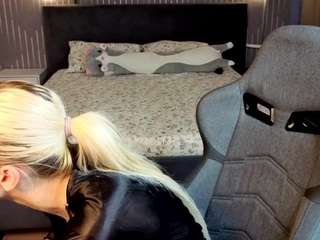 BarbiexChloe live webcam show