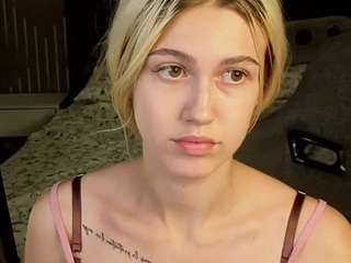barbiexchloe's live room