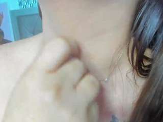 bo0tyqueen live webcam show