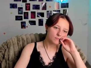 julikadiversity live webcam show