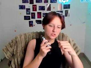 julikadiversity live webcam show