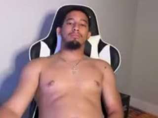m08601342 Sex Cam Show