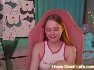 Meg-Ryann live webcam show