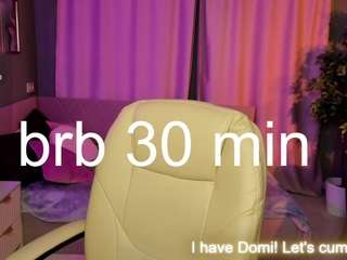 Meg-Ryann live webcam show
