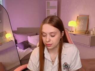 Meg-Ryann live cam preview