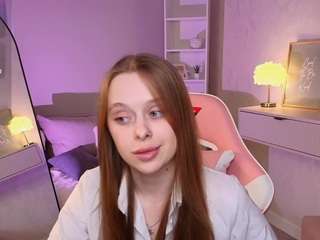 Meg-Ryann live cam preview