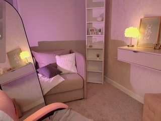 Meg-Ryann live cam preview