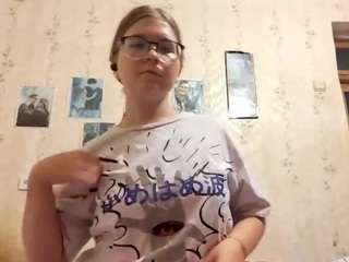 adrienefrock Sex Cam Show