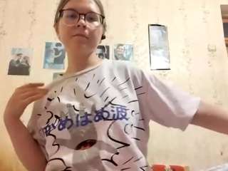 adrienefrock Sex Cam Show