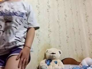 adrienefrock Sex Cam Show