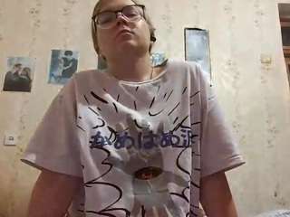 adrienefrock Sex Cam Show