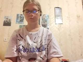 adrienefrock Sex Cam Show