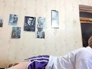 adrienefrock Sex Cam Show