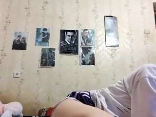 adrienefrock Sex Cam Show