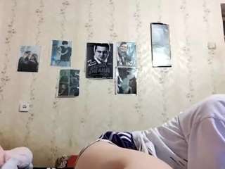 adrienefrock Sex Cam Show