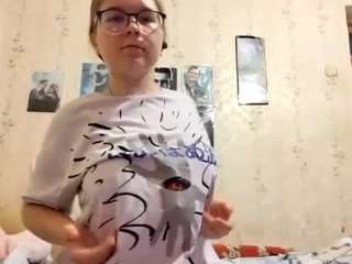 adrienefrock Sex Cam Show
