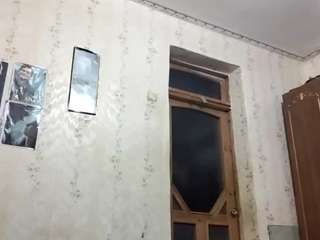 adrienefrock live webcam show