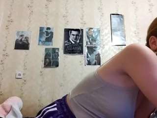 AdrieneFrock live webcam show