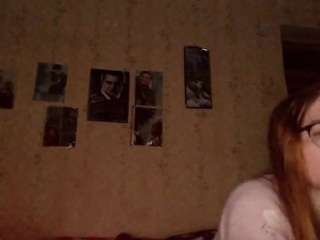 AdrieneFrock live cam preview