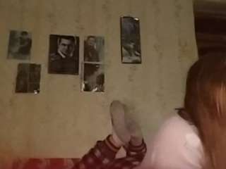 AdrieneFrock live cam preview