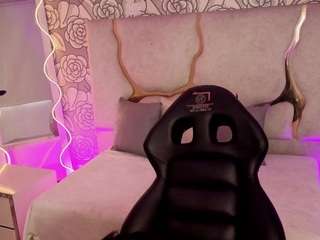 cyrus-tay live cam preview