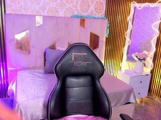 cyrus-tay live cam preview