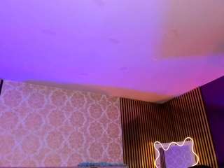 cyrus-tay live cam preview