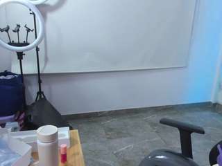 damian-tay live cam on CamSoda
