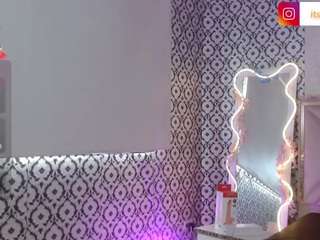 damian-tay live cam preview