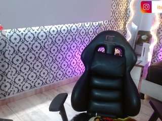 damian-tay live cam preview