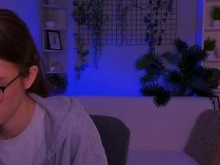emilia-fly live webcam show