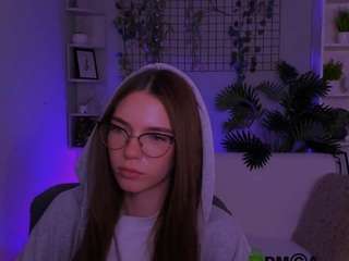 emilia-fly live webcam show