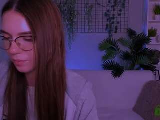 emilia-fly live webcam show