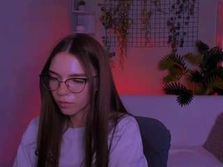 emilia-fly live webcam show