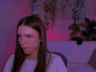 emilia-fly live webcam show